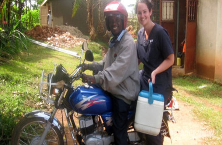 004-abroaderview-uganda VolunteerForever