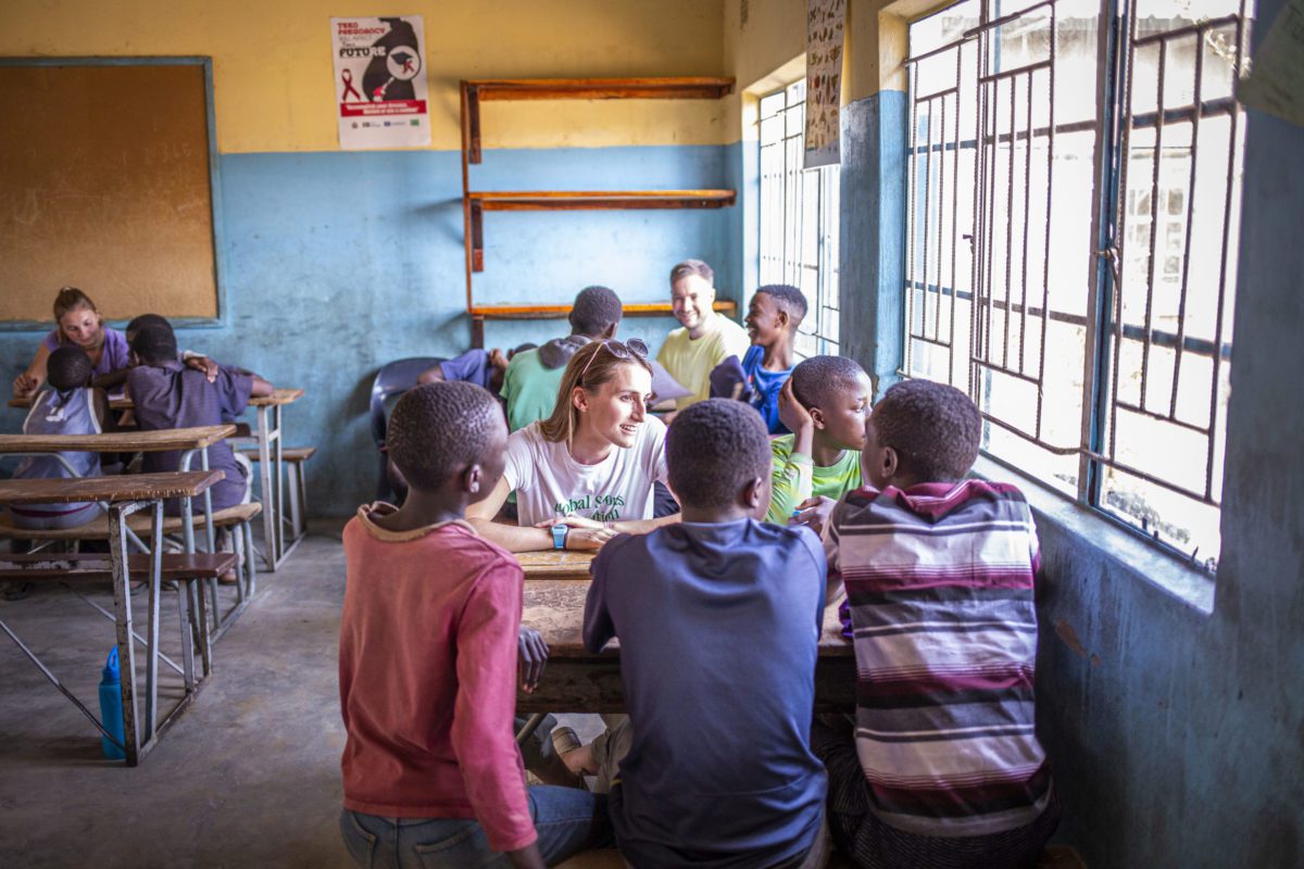 African impact 2022 - Zambia teaching VolunteerForever