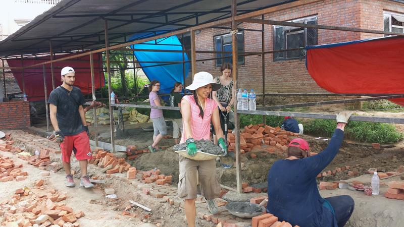 building-classroom-nepal.800-59b90e9ac94a9 VolunteerForever