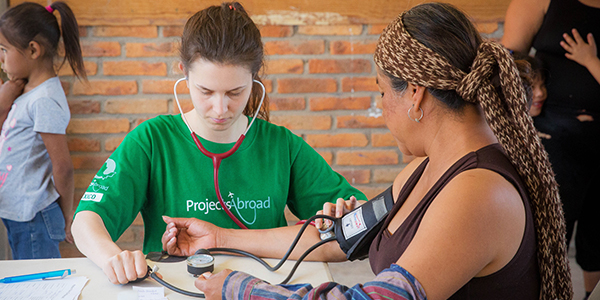 Medical Internship with Projects Abroad for Princeton Review VolunteerForever