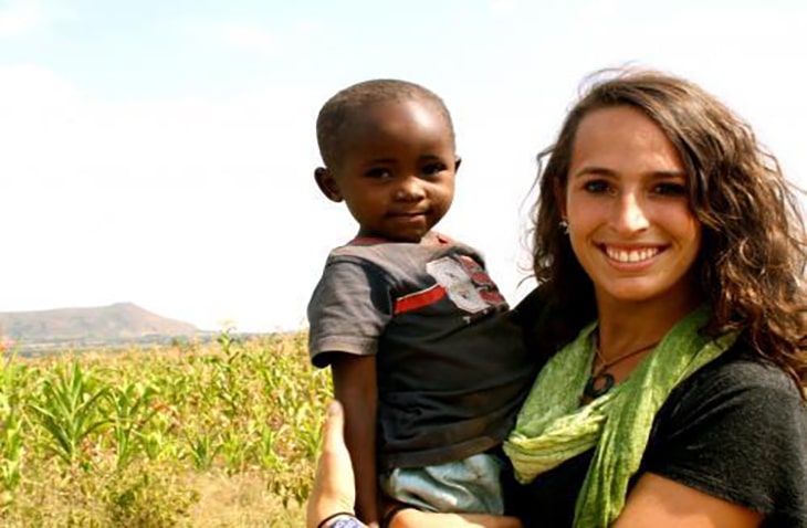 Volunteer-in-Kenya-Love-Volunteers volunteer in Kenya with Love Volunteers